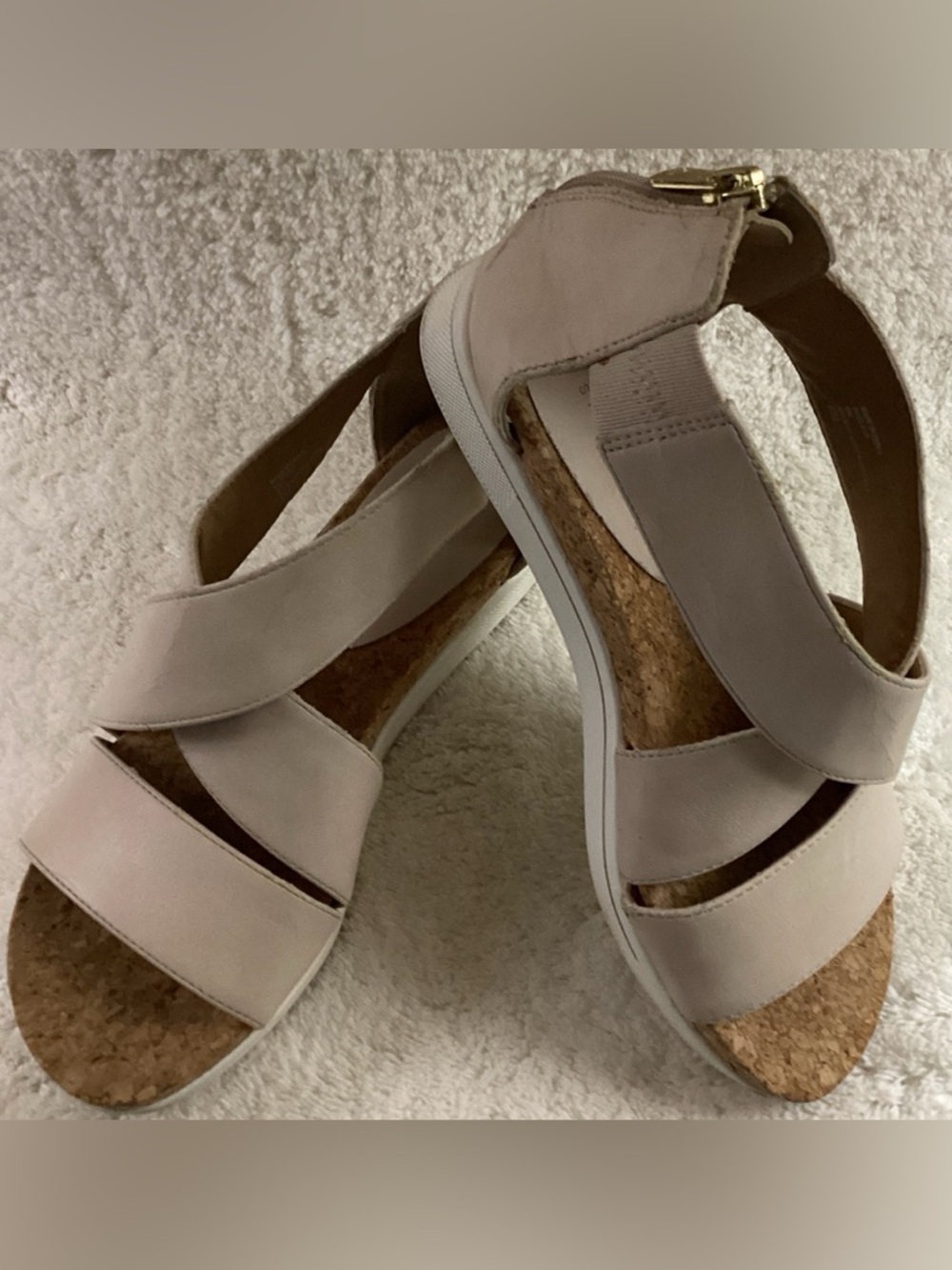 Adrienne Vittadini Sport Women's Cream Cork Platform Sandals Size 6M